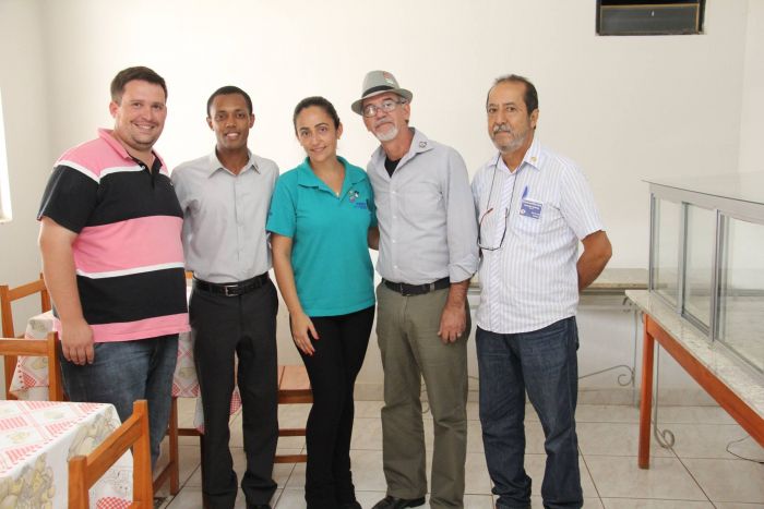ENTREGA DE UMA INCUBADORA NEONATAL E BERÇO DE REANIMAÇÃO À SANTA CASA