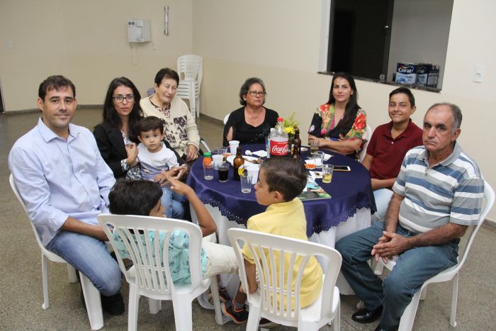 HOMENAGEM AO PROFISSIONAL E POSSE NOVOS ASSOCIADOS
