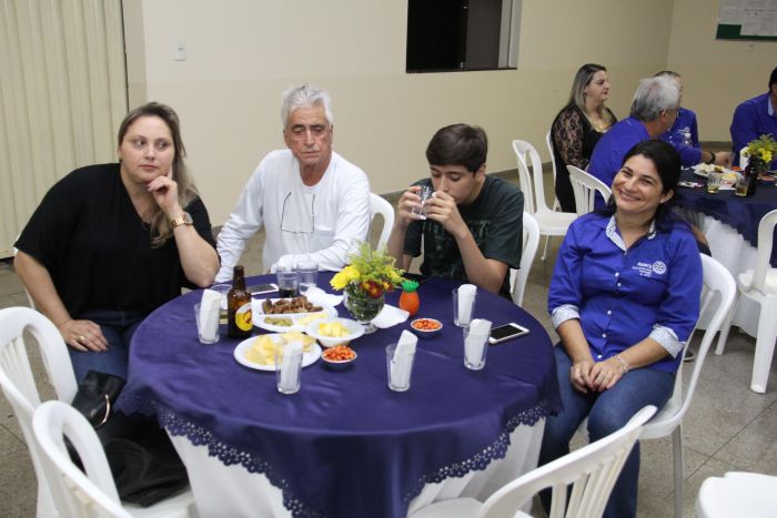 HOMENAGEM AO PROFISSIONAL E POSSE NOVOS ASSOCIADOS