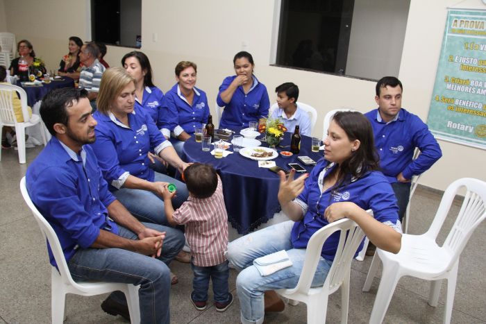 HOMENAGEM AO PROFISSIONAL E POSSE NOVOS ASSOCIADOS