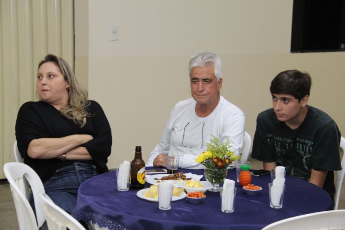 HOMENAGEM AO PROFISSIONAL E POSSE NOVOS ASSOCIADOS