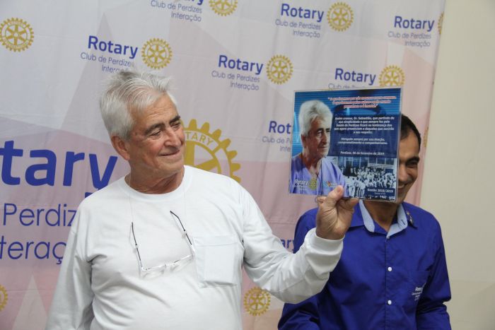HOMENAGEM AO PROFISSIONAL E POSSE NOVOS ASSOCIADOS