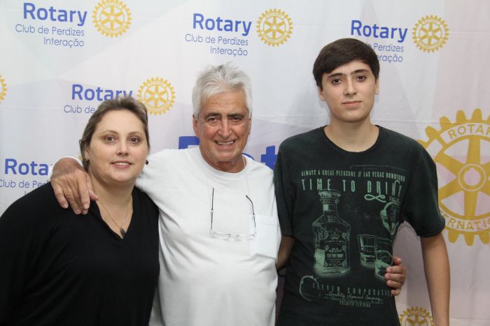 HOMENAGEM AO PROFISSIONAL E POSSE NOVOS ASSOCIADOS