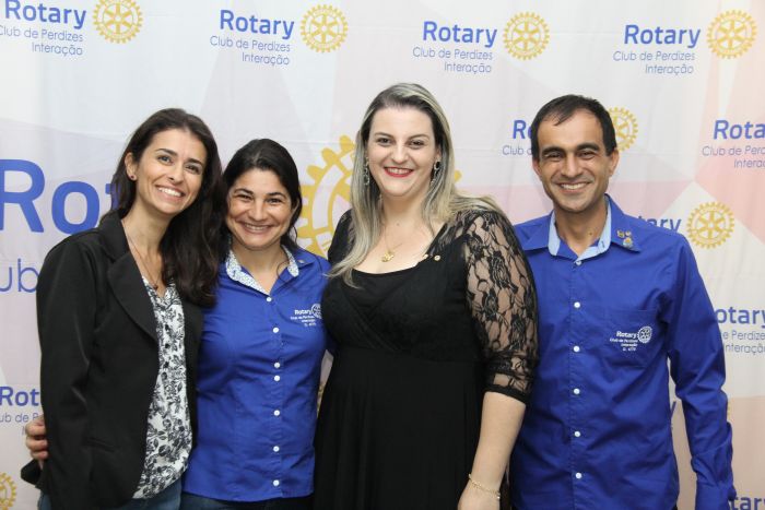 HOMENAGEM AO PROFISSIONAL E POSSE NOVOS ASSOCIADOS