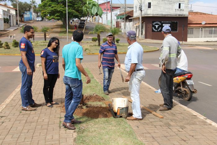 VISITA OFICIAL DO CASAL GOVERNADOR DO ROTARY - DISTRITO 4770.