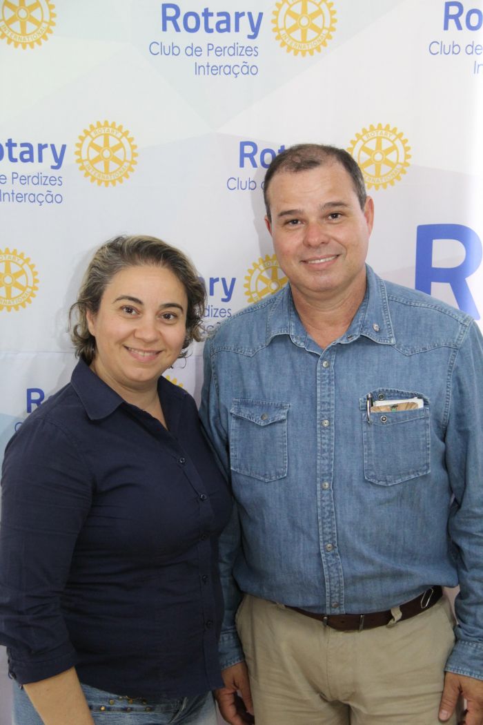 VISITA OFICIAL DO CASAL GOVERNADOR DO ROTARY - DISTRITO 4770.