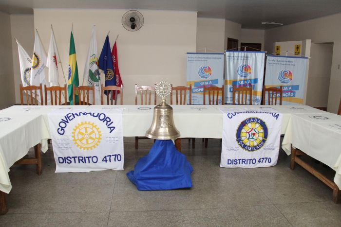 VISITA OFICIAL DO CASAL GOVERNADOR DO ROTARY - DISTRITO 4770.