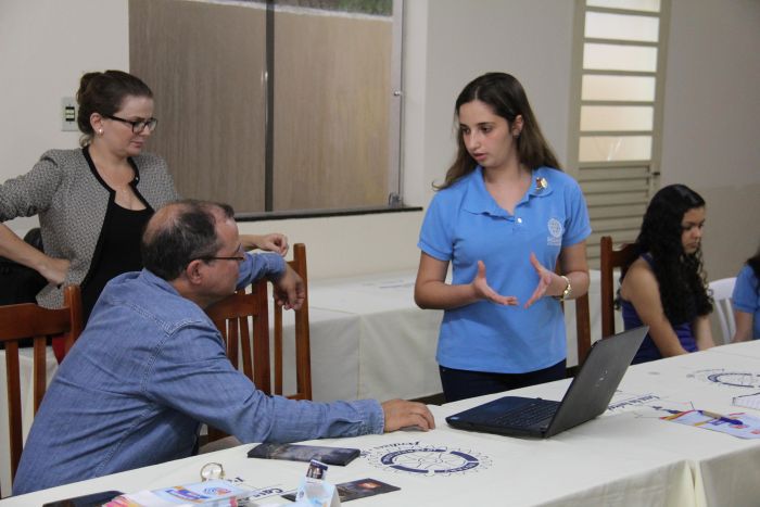 VISITA OFICIAL DO CASAL GOVERNADOR DO ROTARY - DISTRITO 4770.