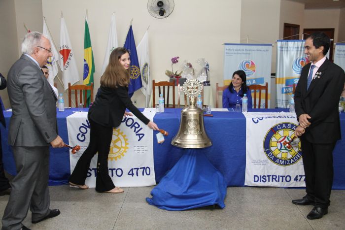 VISITA OFICIAL DO CASAL GOVERNADOR DO ROTARY - DISTRITO 4770.