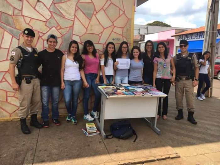 FEIRÃO DE LIVROS