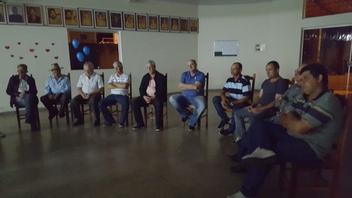 HOMENAGEM AOS PAIS