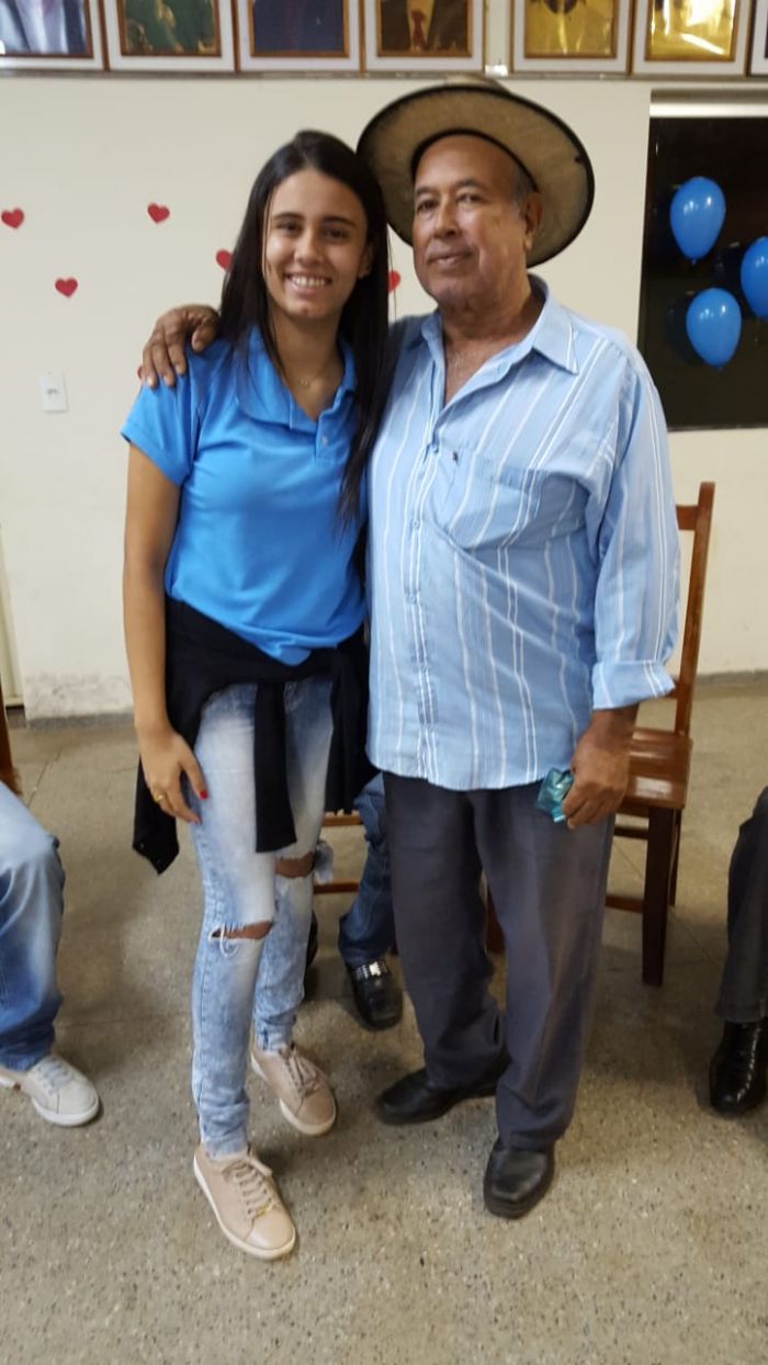 AMIGO OCULTO ENTRE PAIS E ASSOCIADOS