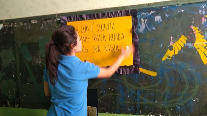 CARTAZES NA ESCOLA