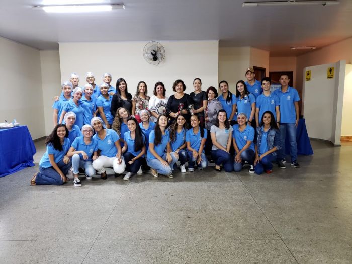HOMENAGEM AS DAMAS DA CASA DA AMIZADE